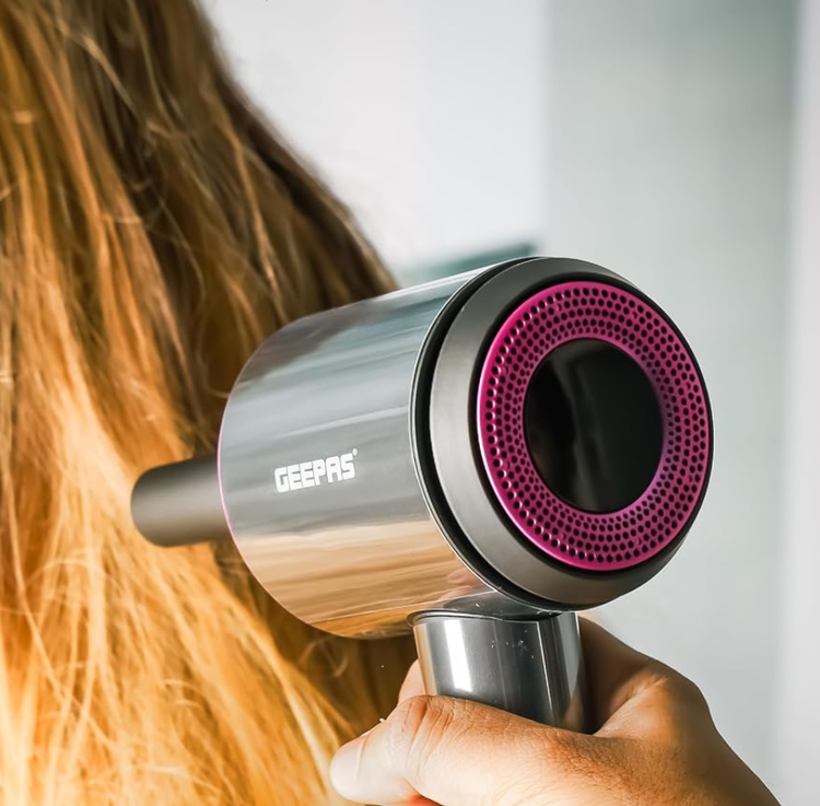 سشوار حرفهای جیپاس مدل GH86065
