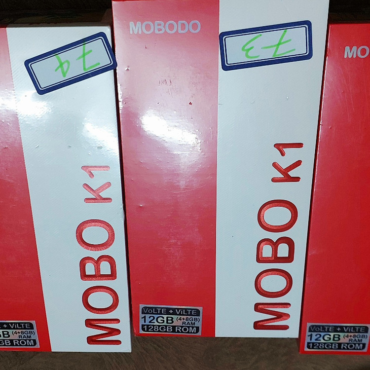 گوشی موبایل موبو مدل k1 ظرفیت 128 رم 12 گیگابایت