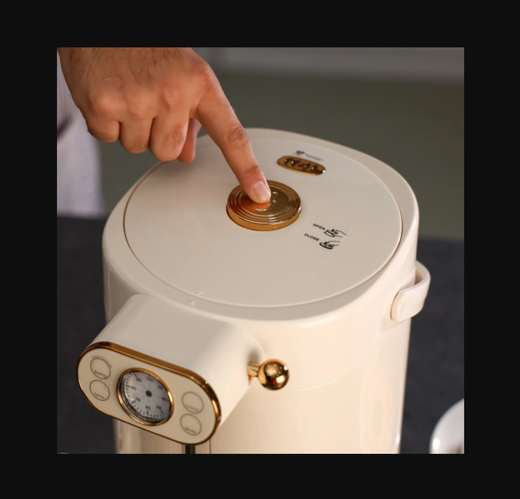 فلاسک برقی ترموپات جیپاس مدل Geepas GEV27026